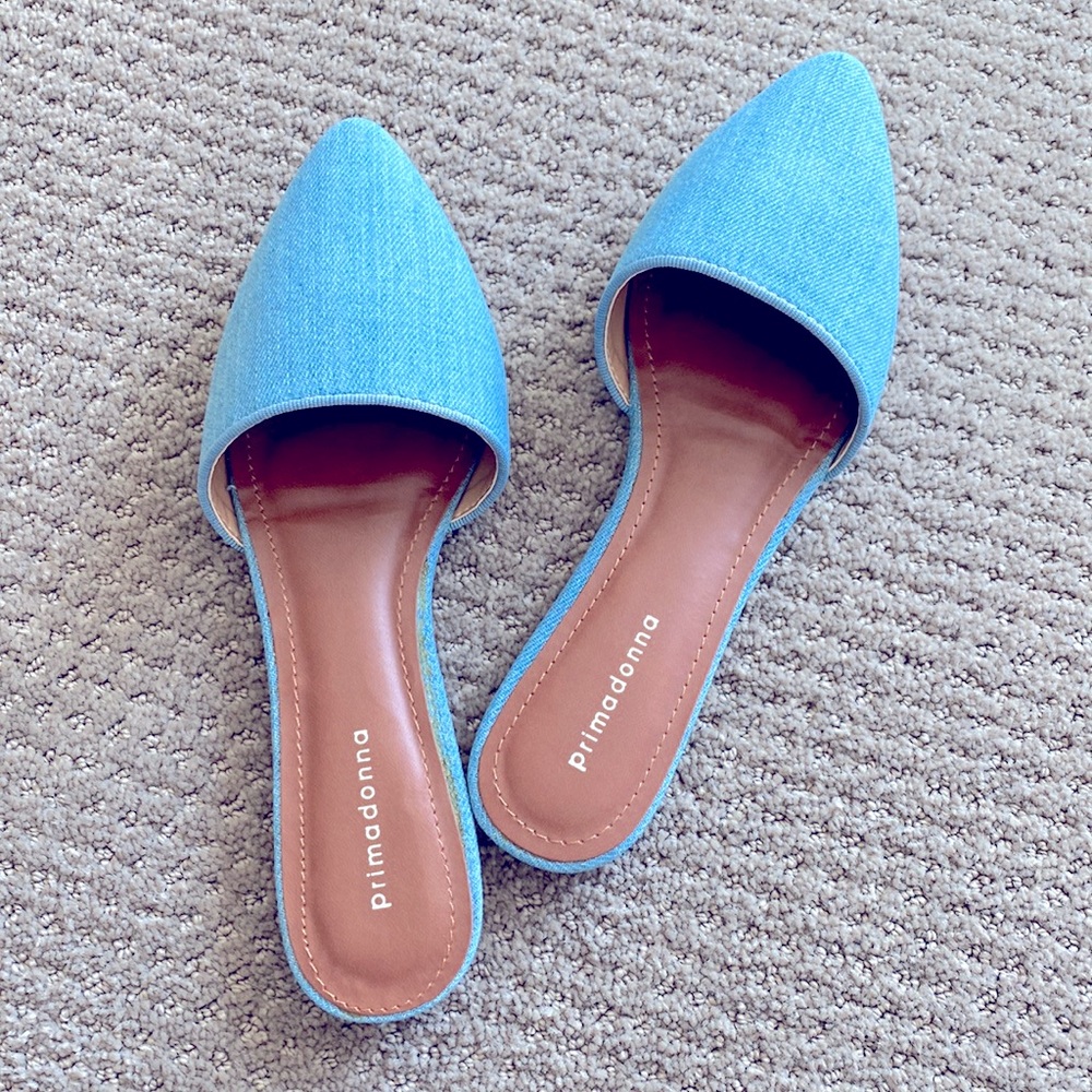 NEW! Primadonna denim mule slip on. Narrow size 💙🌹